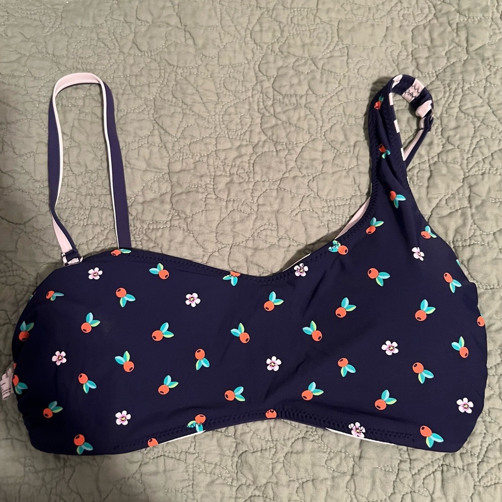Vera Bradley reversible bikini top sz medium